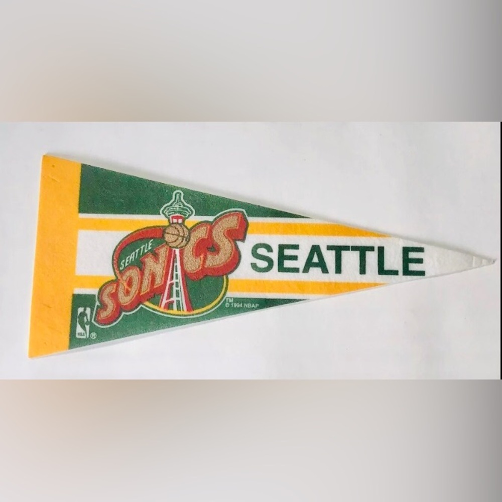 Seattle Sonics Pennant